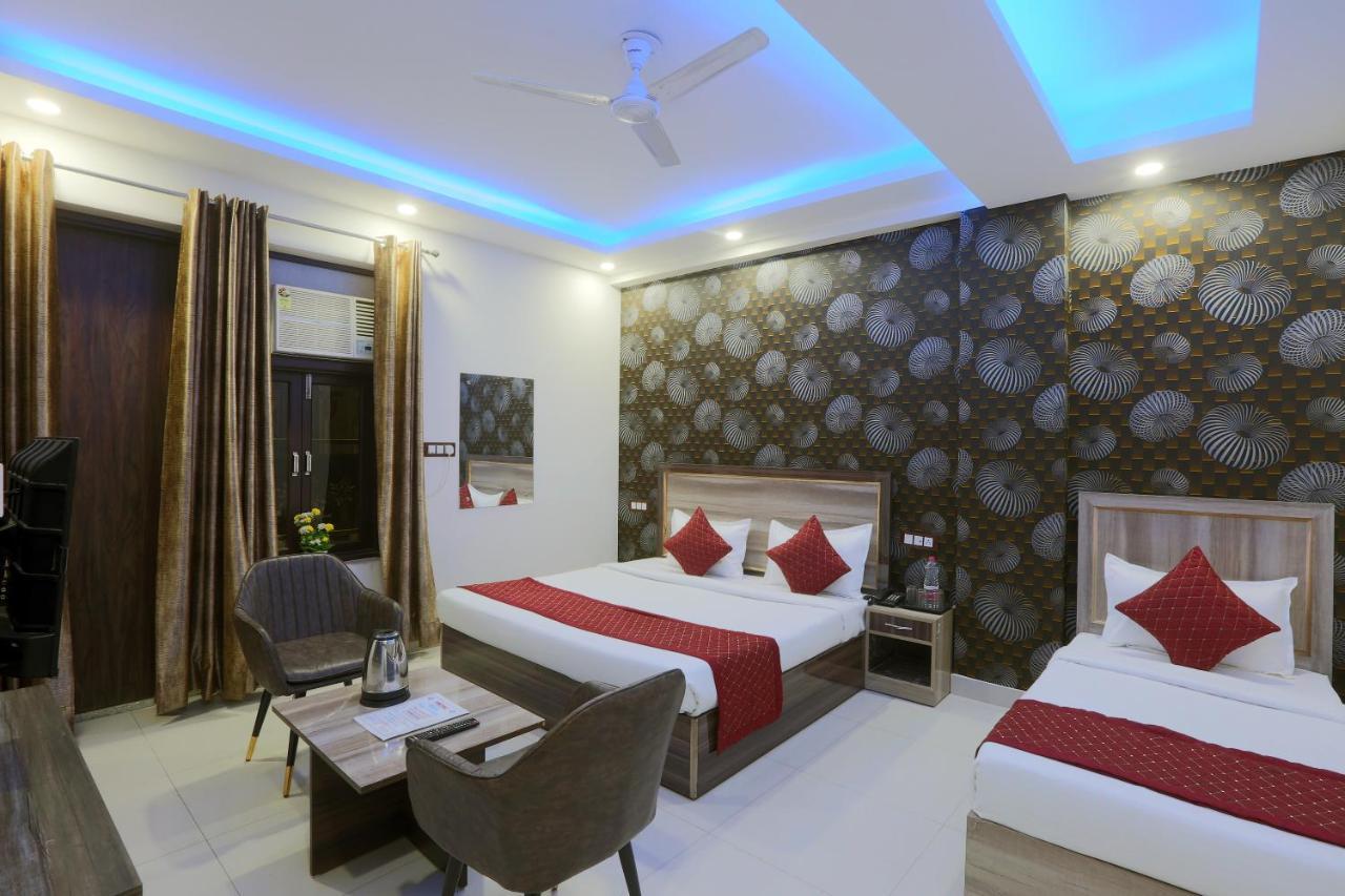 Hotel Red Velvet At Delhi Airport Neu-Delhi Exterior foto